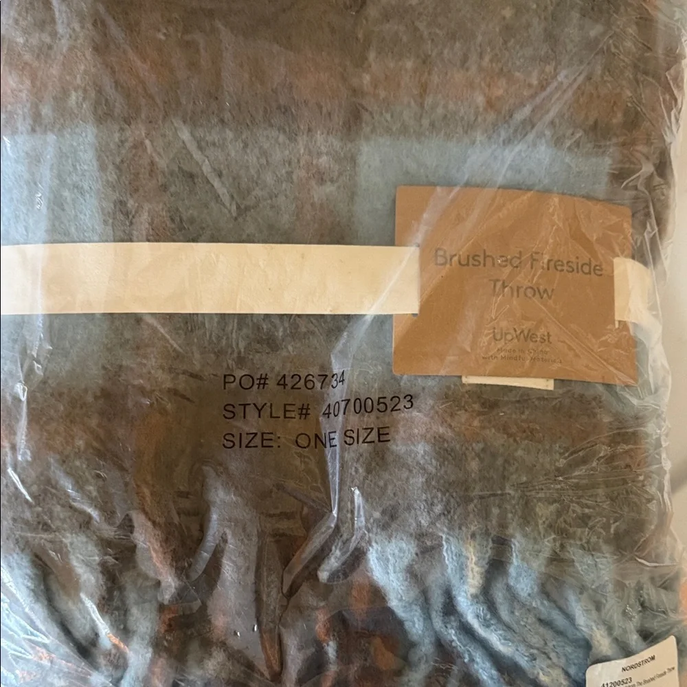 Nordstrom Brushed Fireside Throw Super Cozy Brown Blue Plush Fringed Blanket::